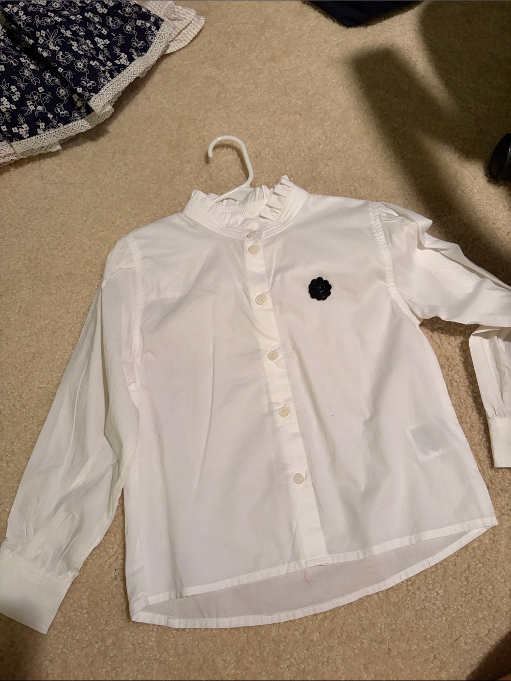 H&M White Ruffle-Collar Button-Up Shirt with Black Flower